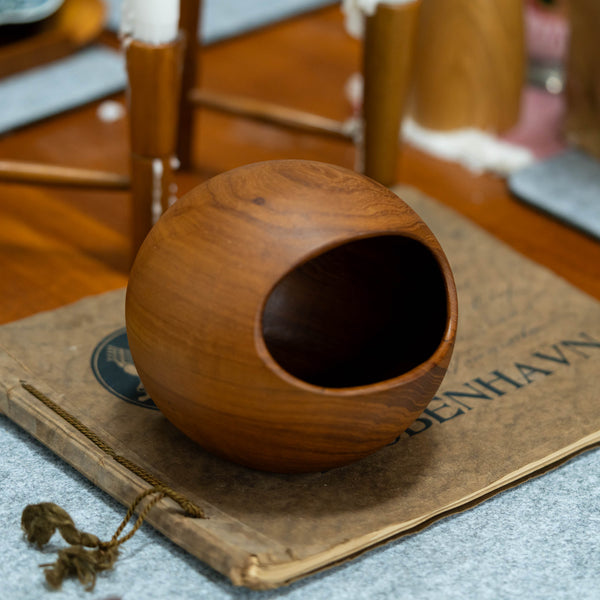 Söwe Konst Teak Orb Nut Bowl